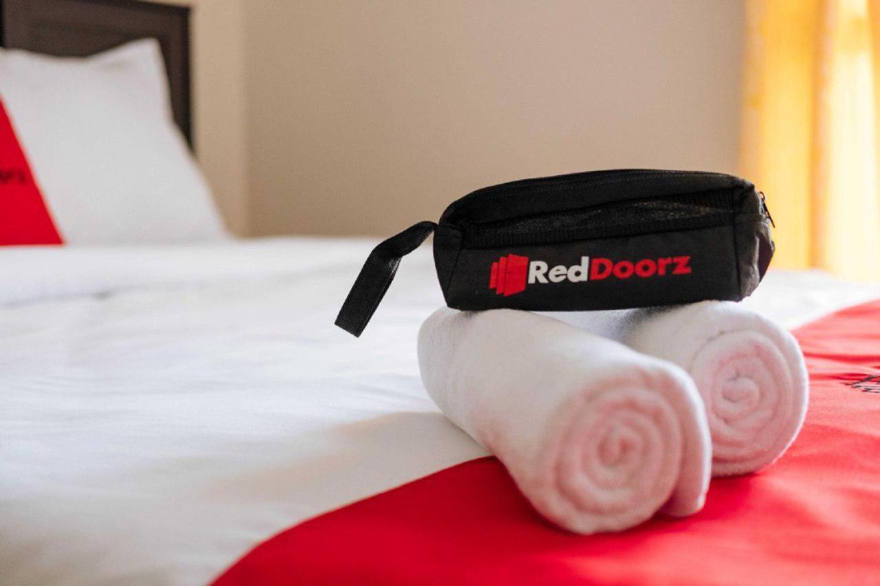 Magetan Reddoorz Near Sarangan Lake מראה חיצוני תמונה